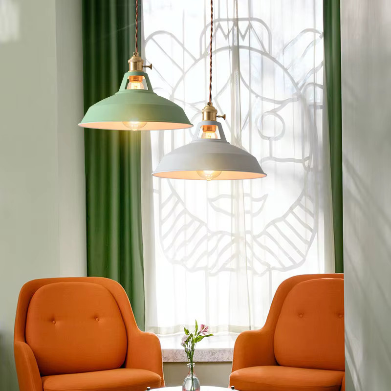 Ramalho Pendelleuchte im Retro-Industrie-Stil aus Metall, Mehrfarbig mit Gold/Messing-Akzenten für Küche und Wohnzimmer - Bild 3