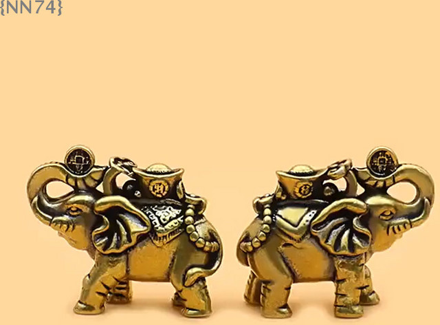 JETTING Messing-Elefantenfigur in Gold als dekorative Metallstatue für Wohnzimmer und Schreibtisch - Bild 1