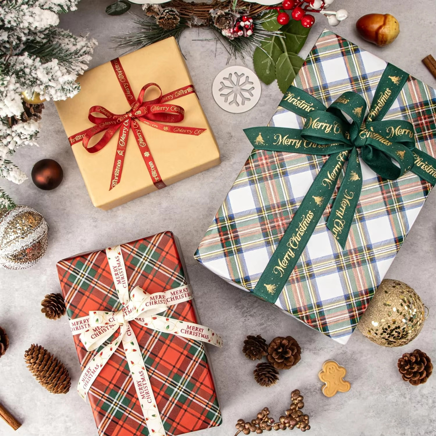 OEMOO Weihnachtsband aus Polyester in Grün, bedrucktes Dekorationsband für DIY-Geschenkverpackungen und Weihnachtsdekoration, Breite: 2,5 cm, Länge: 4,57 m - Bild 3