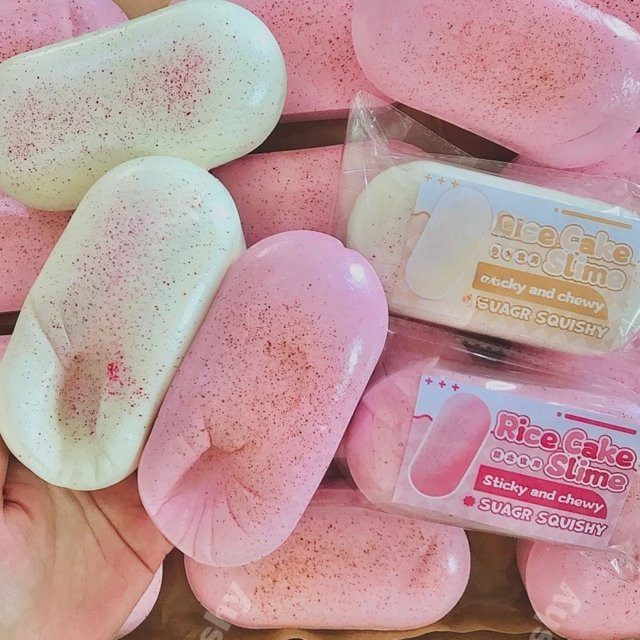 CHUTAI Squishy Käsekuchen-Brot, Quetschspielzeug, pink - Bild 1