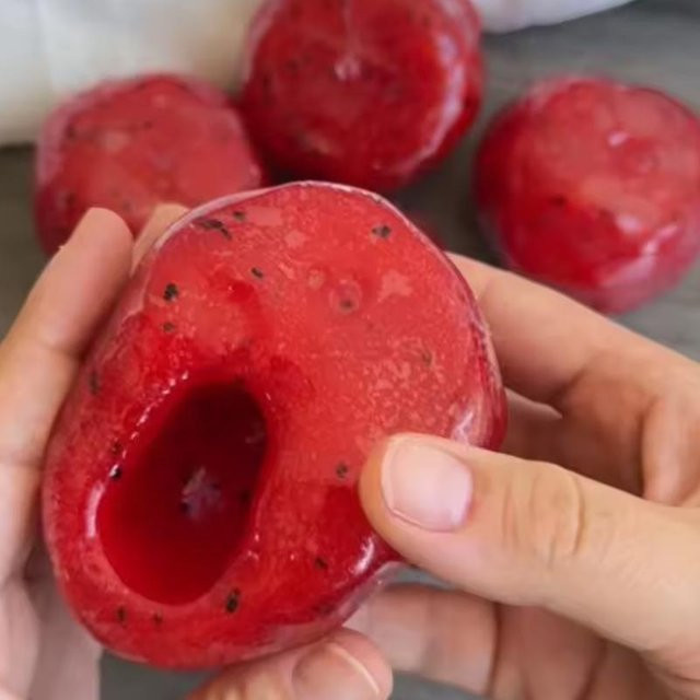 Wassermelone Squishy Spielzeug, weiche langsame Rückstellfunktion, rot - Bild 1