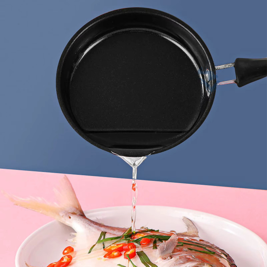 Qiilu Mini-Bratpfanne aus Edelstahl mit langem Griff, Induktionsgeeignet, Durchmesser: 12 cm - Bild 2