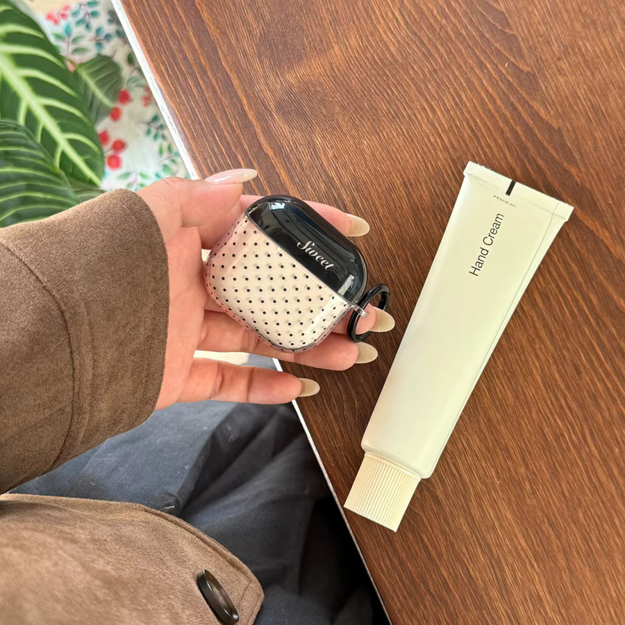 Schwarze AirPods Hülle im koreanischen Stil mit Polka-Dot-Stern und Anhänger für Apple AirPods 1, 2, 3, 4 und Pro 2/3 - Bild 4