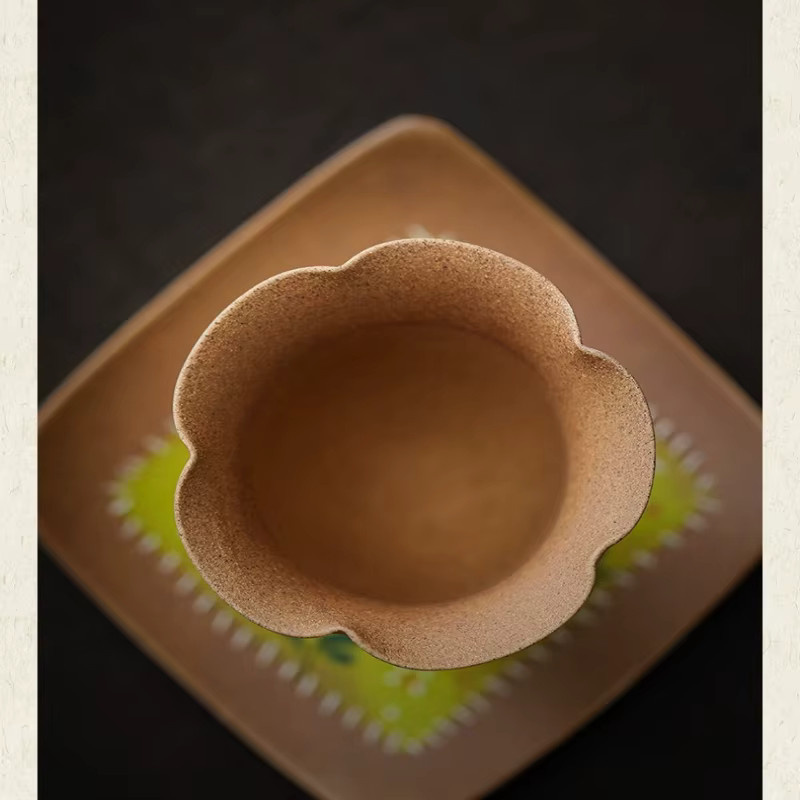 Handbemalte Keramik-Teetasse mit gelben Chrysanthemen im floralen Design, traditioneller chinesischer Kandschlamm-Mundbecher - Bild 4