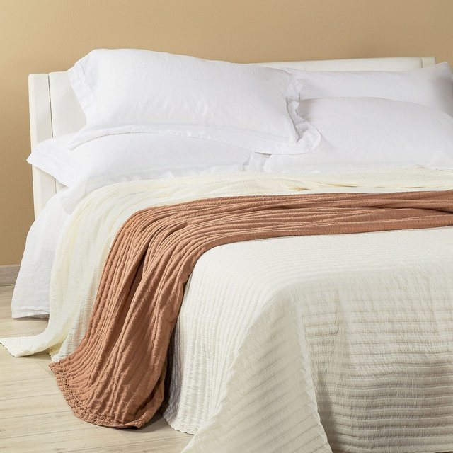 Caleffi Matelasse Bettdecke Double in Beige mit geometrischem Steppmuster - Bild 1