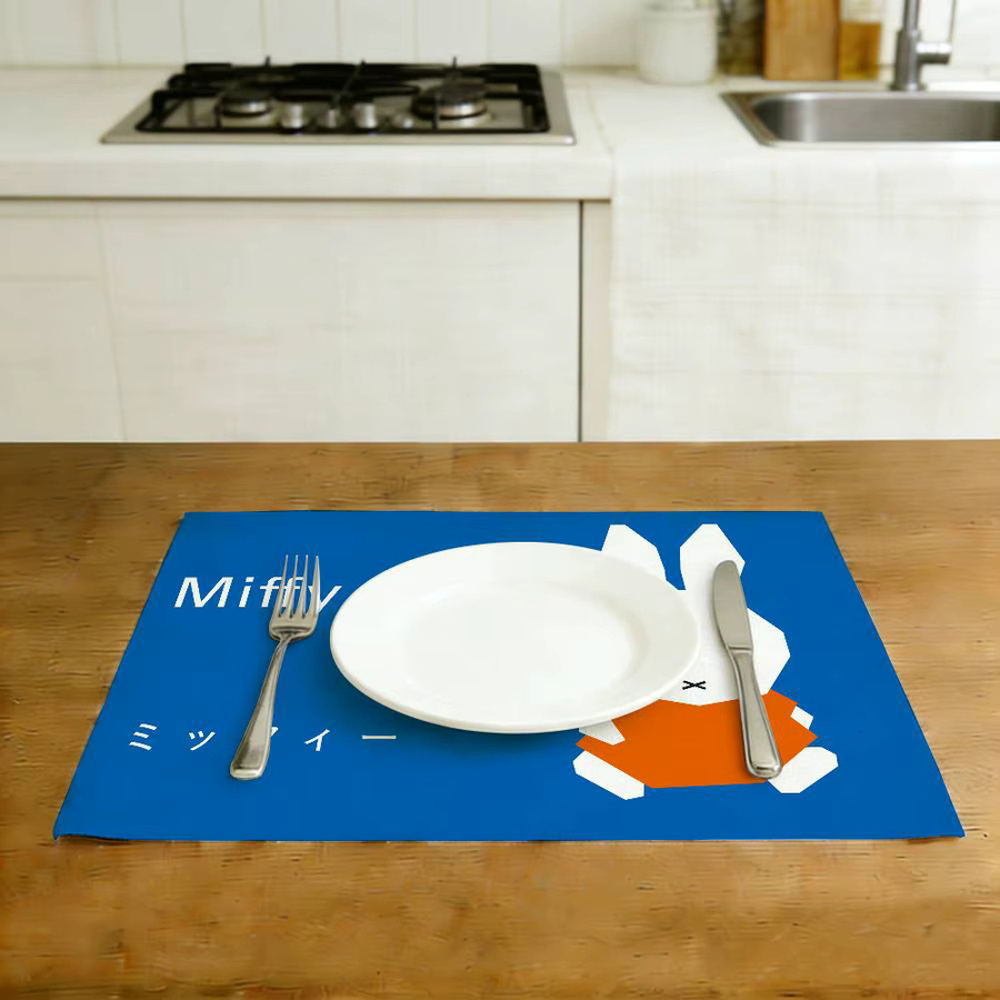Miffy Tischsets aus Leinen in Blau mit grafischem Design und minimalistischem Stil - Bild 2