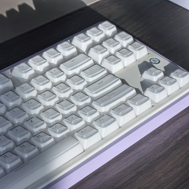 MAIMOOO Kristall-Transluzente Tastenkappen für mechanische Tastaturen, Jelly Pudding Keycaps in Transparent, Grün und Weiß, kompatibel mit 75/87/108 Layouts - Bild 1