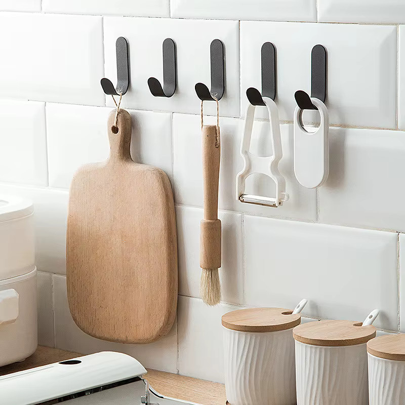 5 Stück NANCY TINO Klebehaken aus Edelstahl in Silber und Schwarz als selbstklebende Wandhaken für Küche und Dusche - Bild 2