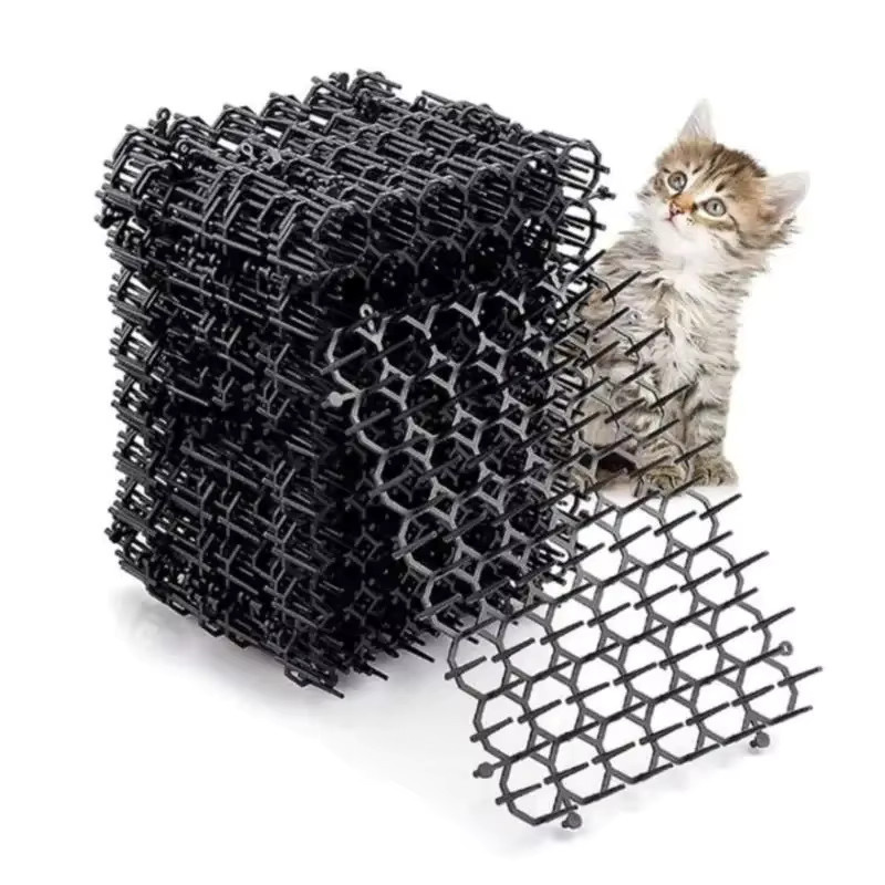 Schutzmatte aus Kunststoff mit Spikes zur Abwehr von Katzen und Hunden in Schwarz, B/T: 21,0 x 16,0 cm - Bild 5
