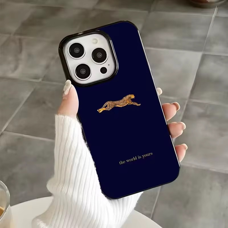 Tiefblaue Handyhülle mit Leopardenmuster aus Soft TPU für Apple iPhone Modelle - Bild 4