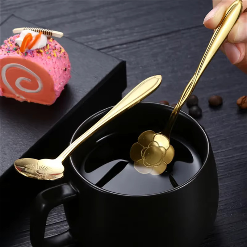EH-LIFE Dessertlöffel Set aus Edelstahl mit Kirsch- und Rosenmotiv in Gold, 8 Stück - Bild 2