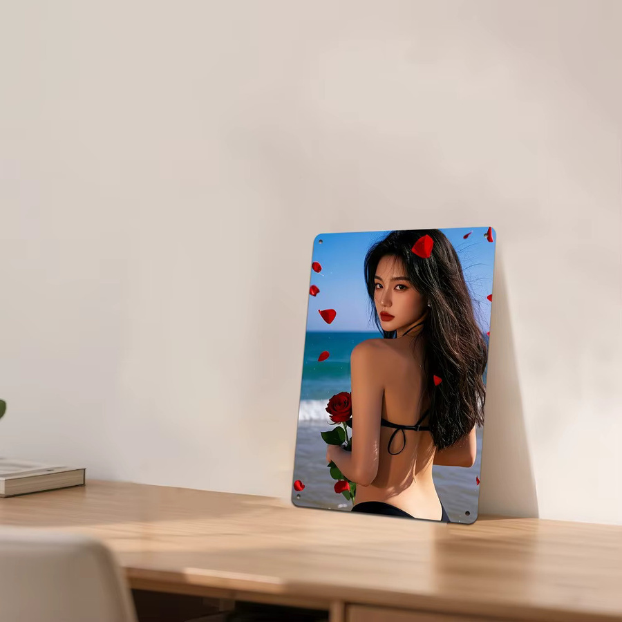 HELLOYOUNG Pop-Art Wandkunst aus Metall mit Motiv einer sexy Lady und Rosen in Multicolour, Breite: 30,48 cm, Höhe: 30,48 cm - Bild 4