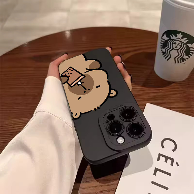 Apple iPhone Handyhülle mit süßem Cartoon Capybara Print und Angel Eye Design in Schwarz für iPhone 7 bis iPhone 17 Pro Max Modelle - Bild 3