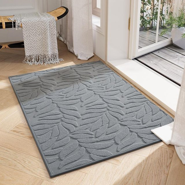 Rutschfeste Fußmatte aus Polyester mit floralem Design in Grau, B/B: 60 x 90 cm - Bild 1
