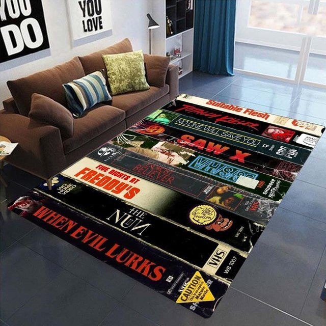 Karpetti Retro Horror VHS Bereichsteppich, rutschfester und waschbarer Teppich aus Polyester für Wohnzimmer und Schlafzimmer, B/T: 80 x 50 cm, Mehrfarbig - Bild 1