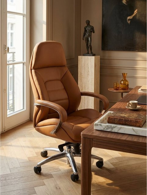 KADIMA DESIGN Bürostuhl aus Echtleder in Beige mit Wippmechanik, Armlehnen und hoher Rückenlehne, B/T/H: 67 x 67 x 137 cm - Bild 1