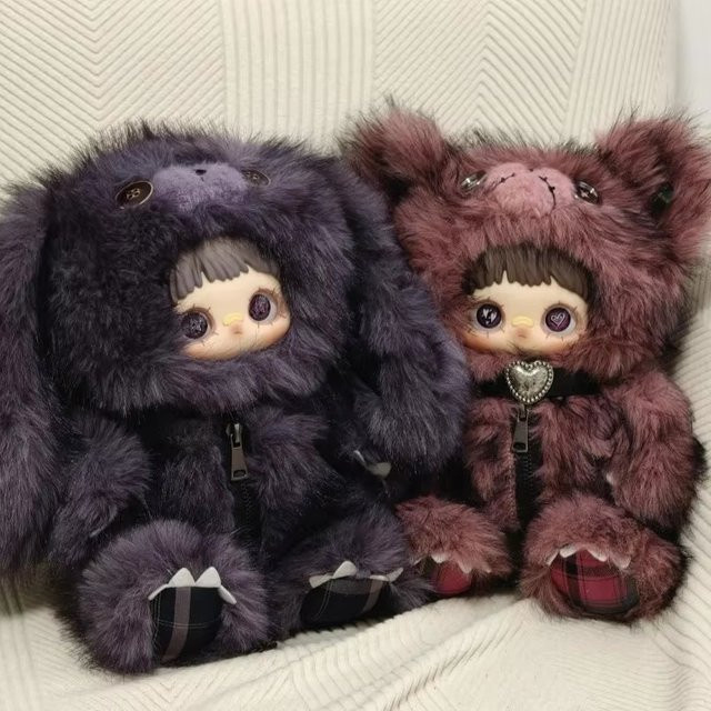 Maymei Rebel Doll Serie Plüsch-Rucksack, Blind Box, Plüsch / Textil, Kunststoff - Bild 1