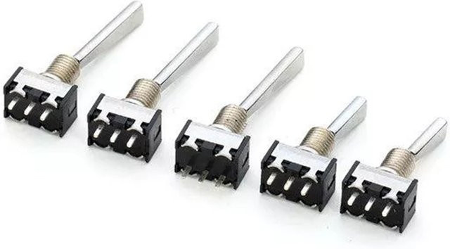 MOTIVE-RC Kippschalter in Silber für FrSky X9D, QX7S, X9E, Futaba T8J, 14SG, T8FG, 10C, 12FG, 16SZ, 18MZ sowie RadioMaster und Jumper Sender - Bild 1