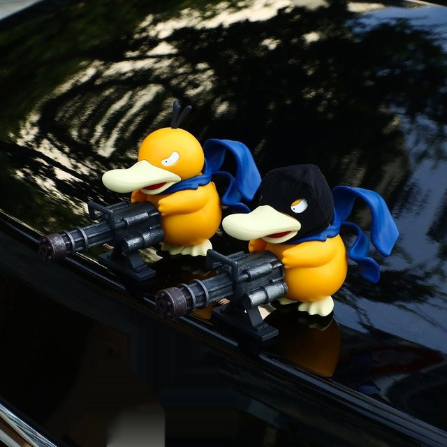 Bandai Pokemon Psyduck Gatling Gun Anime Figur aus PVC in Gelb - Bild 1