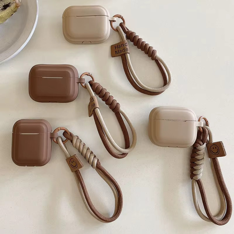 Silikonhülle für Apple AirPods Pro 2 und 3 sowie AirPods 4, 3, 2, 1 in Beige und Braun - Bild 2