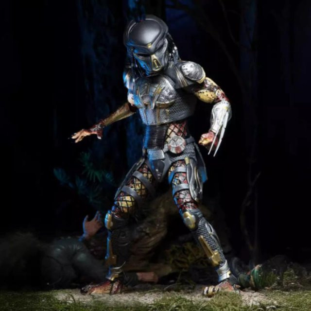Bandai The Predator Actionfigur, Doppelköpfiges Modell, ab 14 Jahren - Bild 1