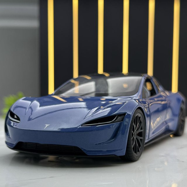 WELLY Tesla Roadster R Concept, Cabrio-Modell, 1:24, mit Sound, Licht & Rückziehfunktion, ab 6 Jahren - Bild 1