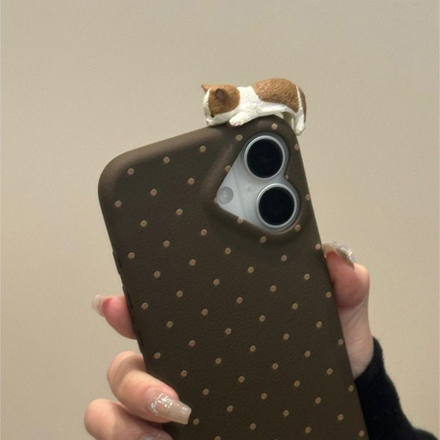 Stoßfeste Silikon-Handyhülle mit Herz- und Katzenmotiv für Apple iPhone 17 Pro Max in Braun - Bild 1