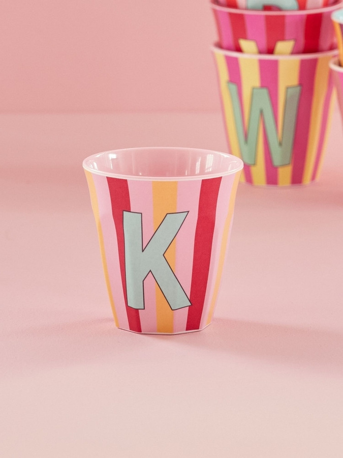 Rice Melamin Becher Buchstabe K in Pink mit Streifen, 250ml - Bild 2