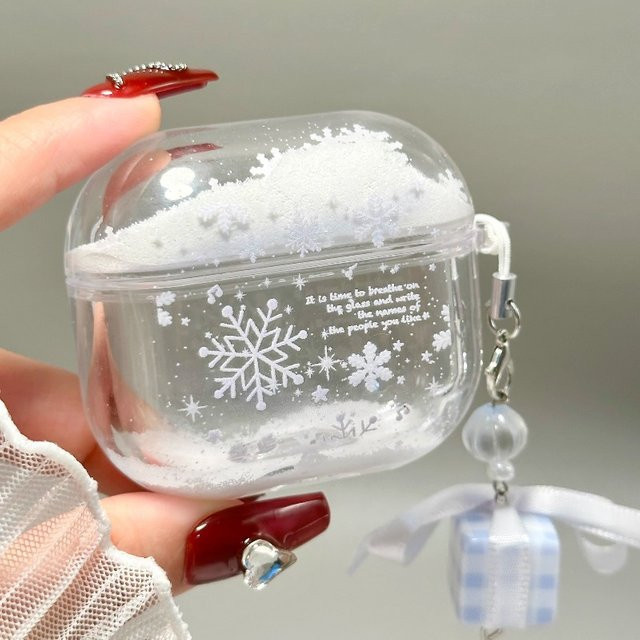 Schneekugel Silikonhülle für Apple AirPods 2/3/4 und Pro in Transparent mit glitzernder Flüssigkeit - Bild 1