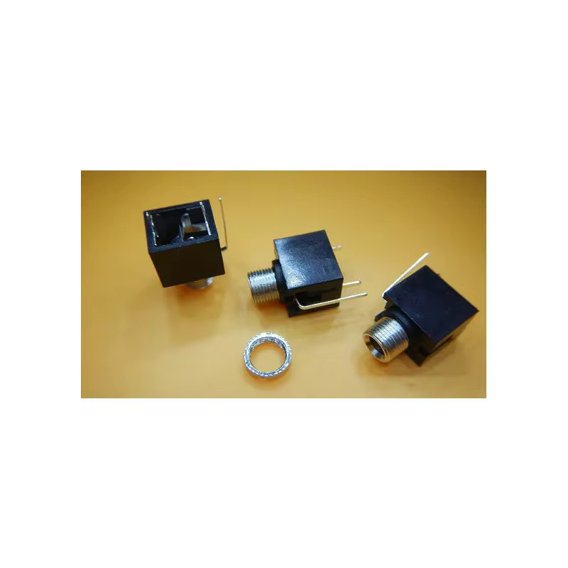 GIYEE 200 Stück PJ-301M 3,5mm Audio- und Videobuchse 90 Grad in Schwarz - Bild 1