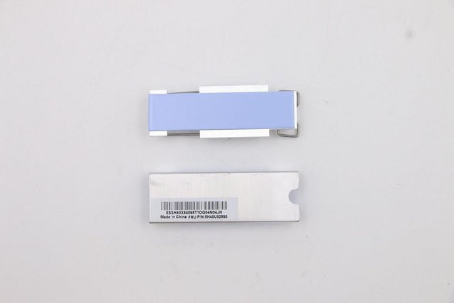 Lenovo M.2 2280 NVMe SSD Heatsink TSL in Silber (5H40U92990) - Bild 1