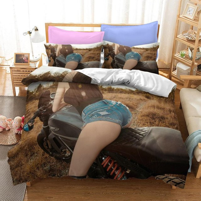 Bettwäsche Set Lodestar mit Bikini-Motiv, Bettbezug und Kissenbezug, Mehrfarbig, B/H: 200 x 200 cm - Bild 1