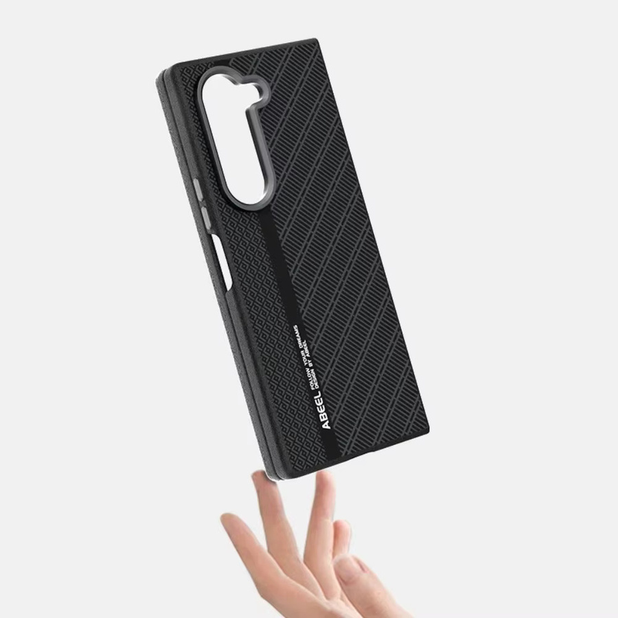Carbon-Faser Business-Hülle für Samsung Galaxy Z Fold 7, 6 und 5, schlanke und sturzsichere Schutzhülle mit unsichtbarer magnetischer kabelloser Ladung in Schwarz oder Grün - Bild 2