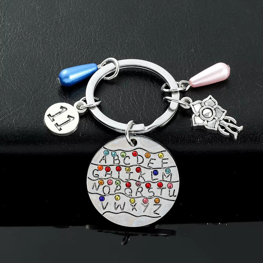 Bandai Schlüsselanhänger, 26-Buchstaben Nummer 11, Silber, Kristall, Unisex - Bild 3