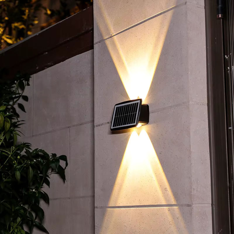 Superhelle LED Solar-Wandleuchte für Garten und Außenbereich mit Bewegungsmelder und Dämmerungssensor, Warmweiß - Bild 2