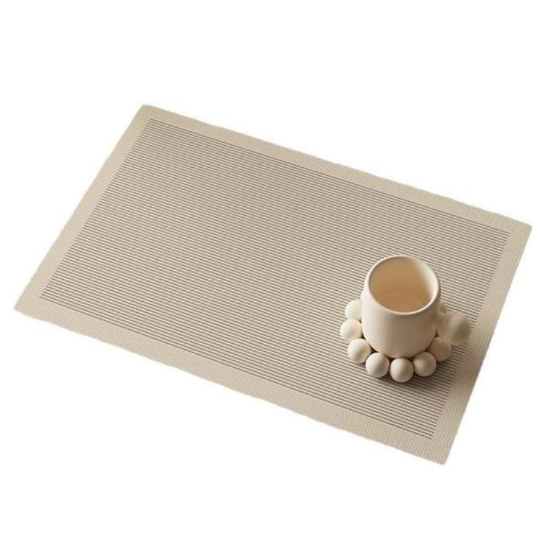 Wasserdichte und ölabweisende Tischmatte aus PVC in Rechteckform, kleine Ledertischdecke zur Tischisolierung für den Hotelbereich, B/T: 40,0 x 30,0 cm - Bild 2