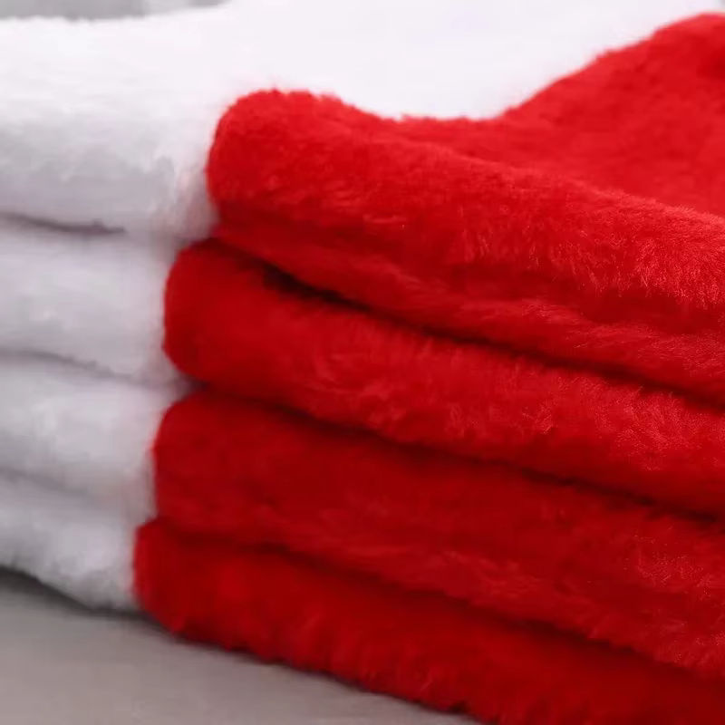 Weihnachtsmann Socken aus Stoff als Hängeornamente für den Weihnachtsbaum in Rot - Bild 2