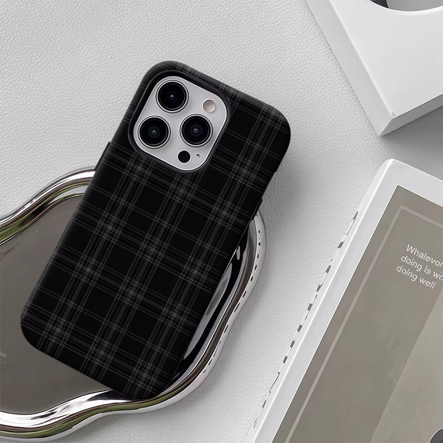 Potdemiel Robuste Karierte Handyhülle für iPhone 17 16 15 14 13 Pro Max Plus mit Magnetfunktion in Schwarz - Bild 5