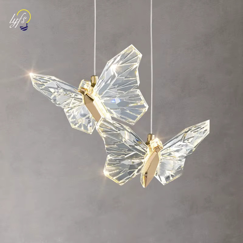Lyfs LED Schmetterling Pendelleuchte aus Kristall und Metall in Gold/Messing für Wohnzimmer, Schlafzimmer und Esszimmer - Bild 2