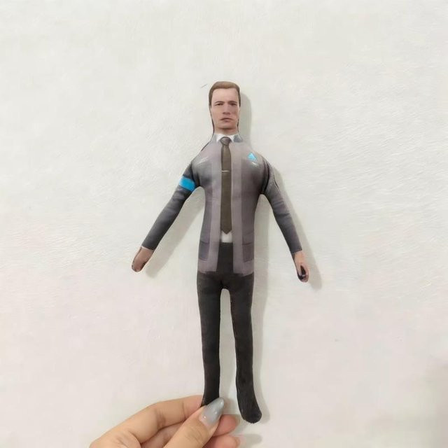 Yiran Health & Beauty Detroit Become Human Connor, Plüschpuppe, 23cm, ab 14 Jahren - Bild 1