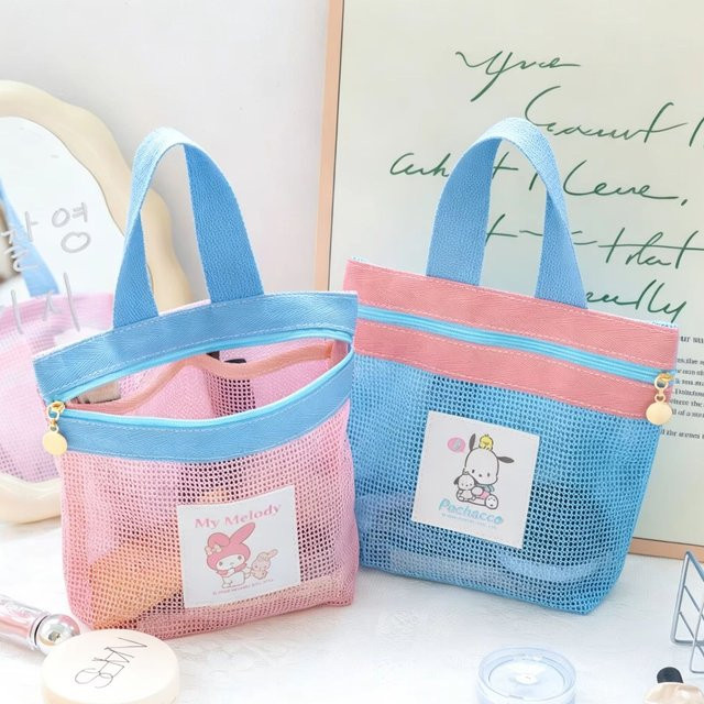 Sanrio Kosmetiktasche und Toilettenartikel-Tasche aus Netzstoff in Blau und Multicolour - Bild 1