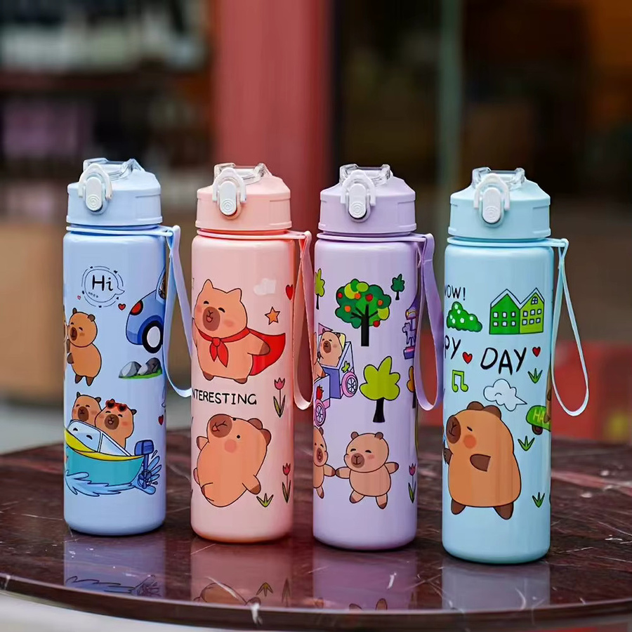 APWIKOGER Capybara Wasserbecher mit Strohhalm und Griff in Blau, 700 ml Sportwasserflasche für Kinder und Outdoor-Aktivitäten - Bild 2