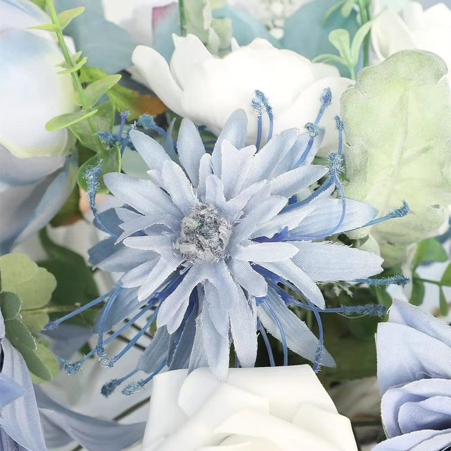 AUSOGO Kombi-Box-Set mit künstlichen Rosen, Dahlien und Grünzeug in Puderblau für deine DIY-Hochzeitssträuße - Bild 2