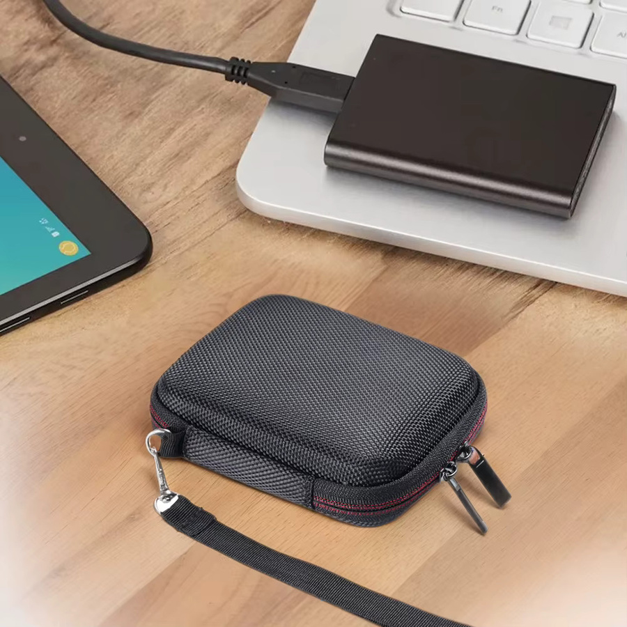 ALLOYSEED Reise-Aufbewahrungstasche für Samsung T7 Shield und T9 SSD-Festplatten inklusive Netztasche und Handschlaufe in Grau oder Schwarz - Bild 4
