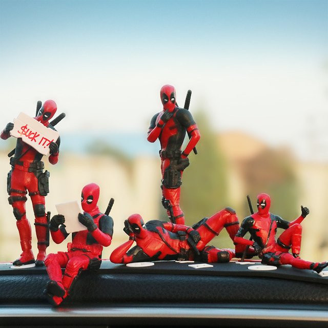 Bandai Marvel Deadpool Action Figure, Einzelfigur, Rot, Kunststoff - Bild 1