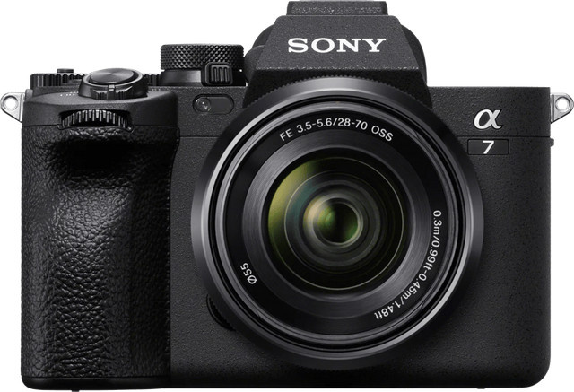 Sony A7 IV Vollformat Systemkamera mit FE 28-70mm Objektiv in Schwarz - Bild 1