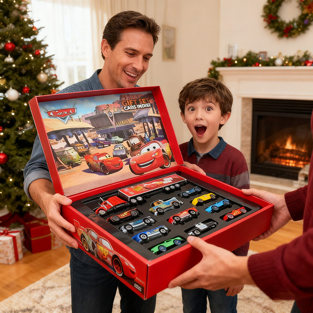 Disney Pixar Cars Blitz McQueen Jackson Onkel LKW, Metalldruckguss, 12-teiliges Set - Bild 1