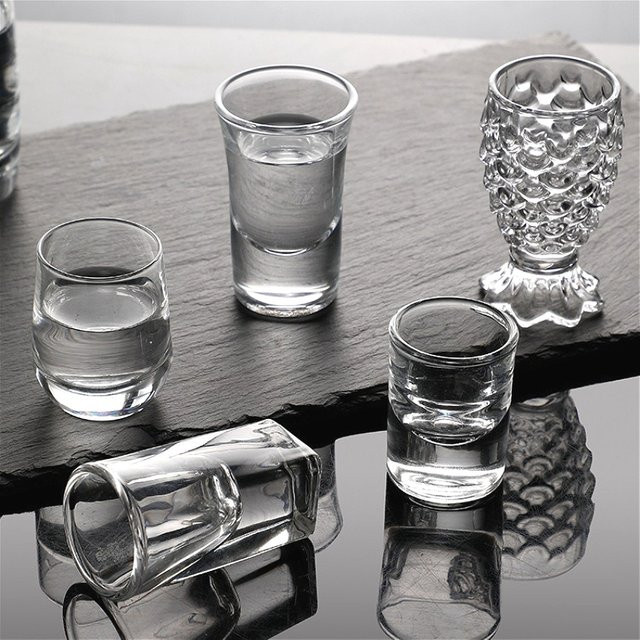 FATUBE 6er Set Luxus Kristall Glas Shot Gläser in Transparent für Baijiu und Spirituosen - Bild 1