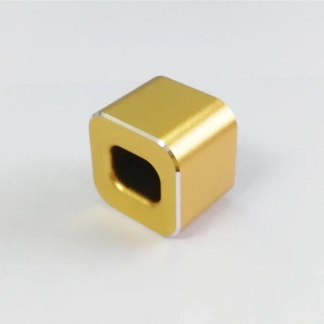 Binchi Cultural Supplies Aluminium Stifthalter in Gold mit rutschfester Unterlage für Schreibtisch und Bad - Bild 1