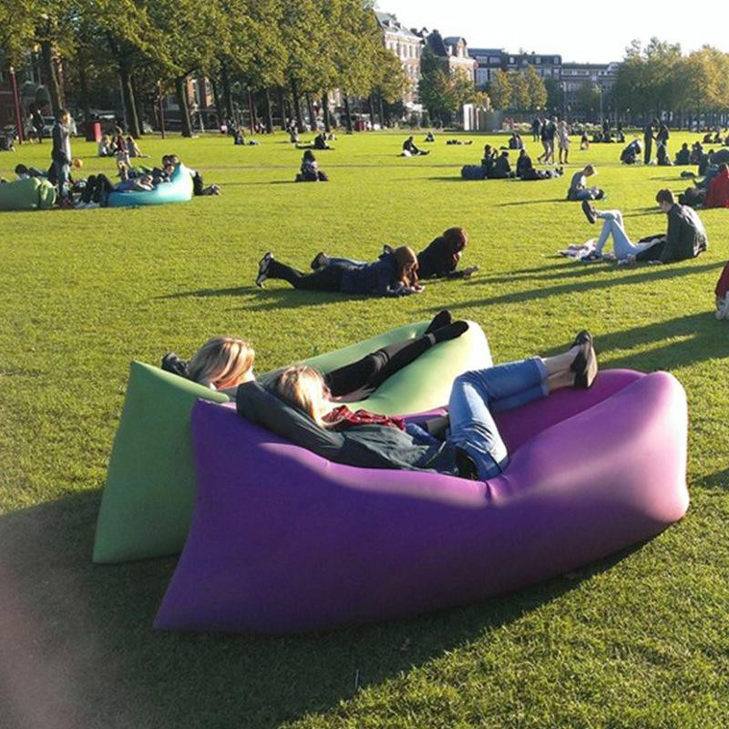 Aufblasbare Air Couch Liege für Camping und Strand als wasserdichte Outdoor-Matratze für Rucksackreisen und Picknicks - Bild 1